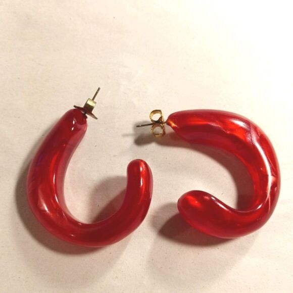 Vibrant Red Resin C Shape Hoop Post Earrings - Picture 1 of 6